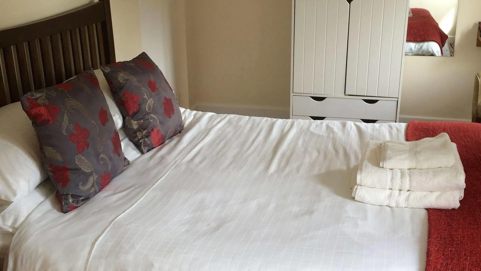 The Craven Arms Hotel Settle